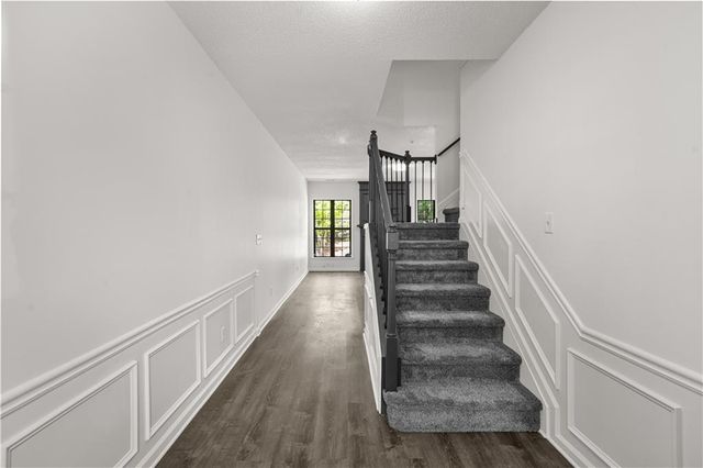 133 Regent Place, Woodstock, GA 30188