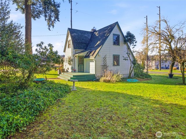 425 Central Avenue E, Tenino, WA 98589