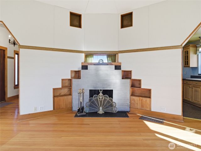 425 Central Avenue E, Tenino, WA 98589