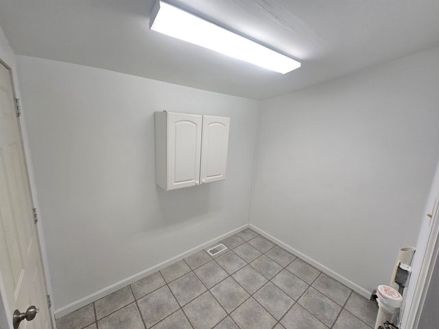 784 Bay Road, Bay City, MI 48706