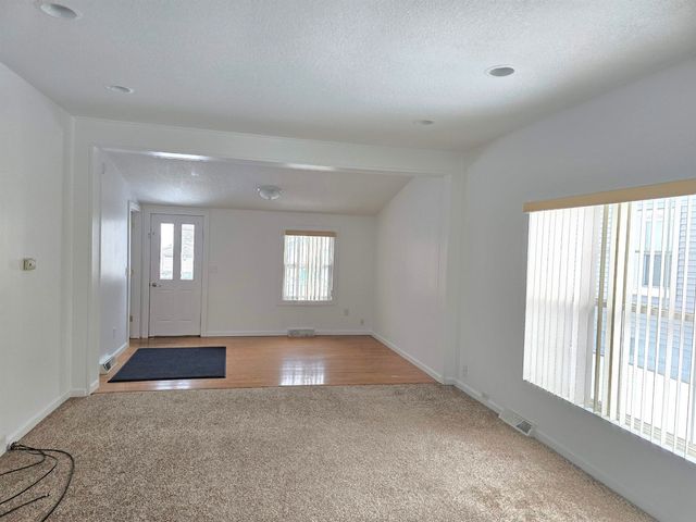 784 Bay Road, Bay City, MI 48706