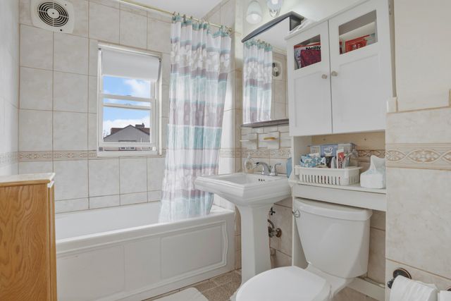 147-42 Hoover Avenue, New York City, NY 11435