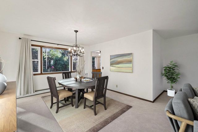 5974 River Road, Waunakee, WI 53597