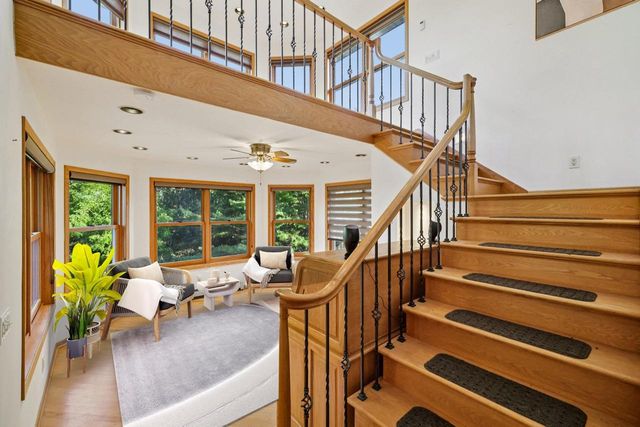 5974 River Road, Waunakee, WI 53597