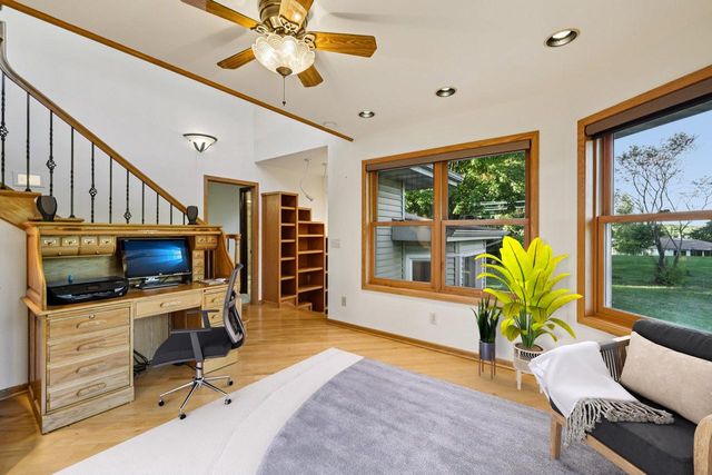 5974 River Road, Waunakee, WI 53597