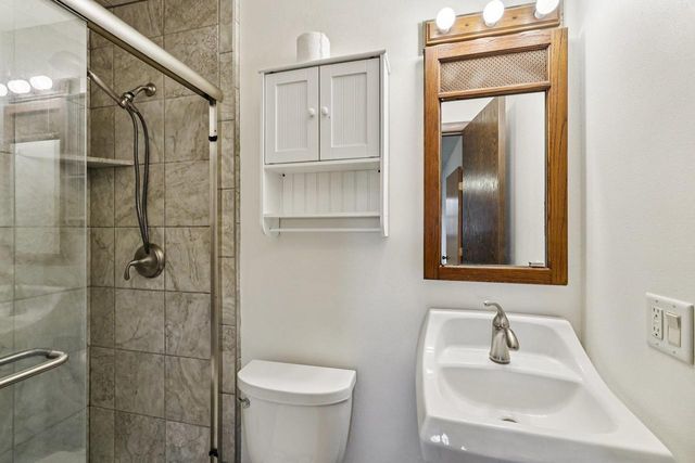 5974 River Road, Waunakee, WI 53597