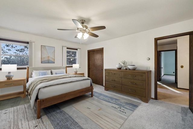 5974 River Road, Waunakee, WI 53597