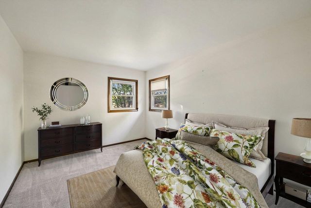 5974 River Road, Waunakee, WI 53597