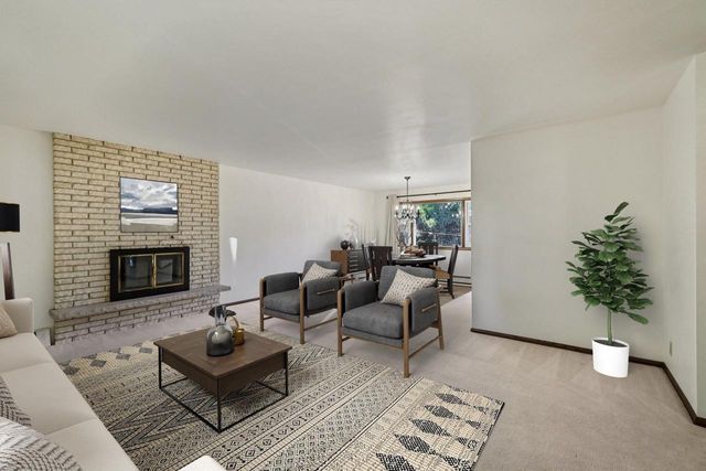 5974 River Road, Waunakee, WI 53597