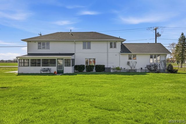 6261 Nash Road, Wheatfield, NY 14132