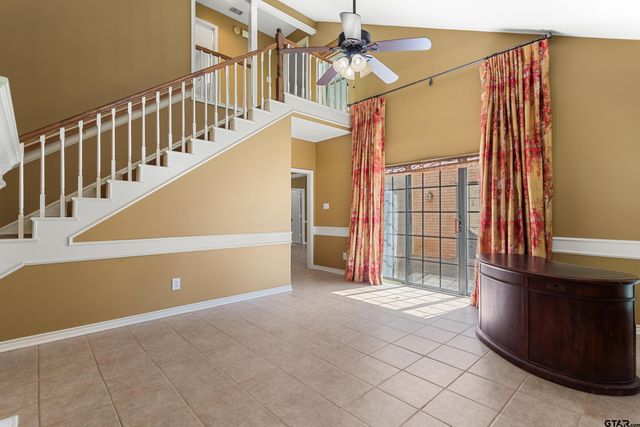 1116 Oak Garden Circle, Tyler, TX 75703