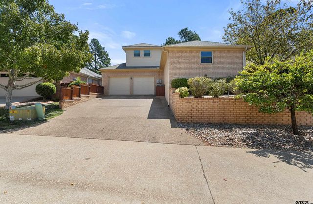 1116 Oak Garden Circle, Tyler, TX 75703