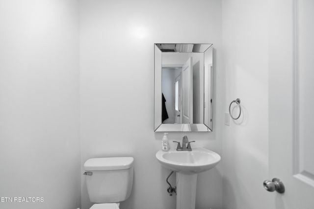 6322 Altacrest Lane, Knoxville, TN 37931