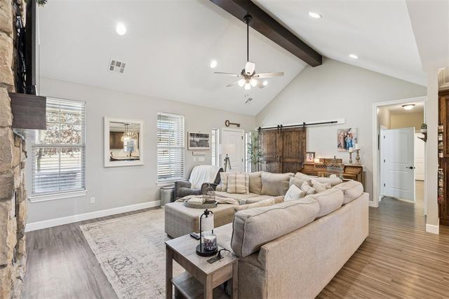 12405 Stone Hill, Guthrie, OK 73044