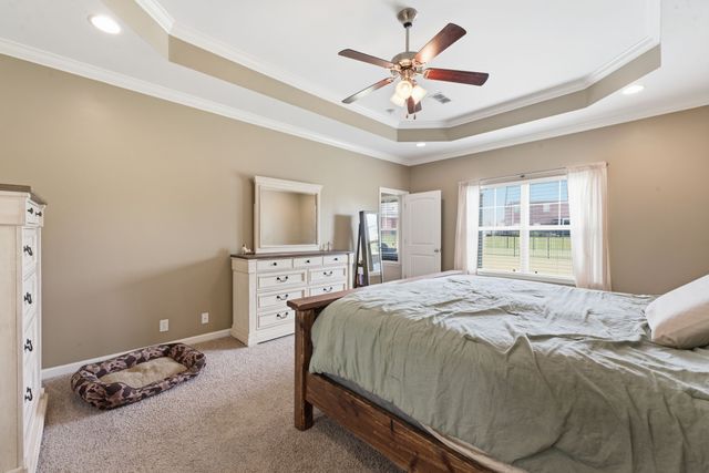 5110 Heroes Ln, Murfreesboro, TN 37129