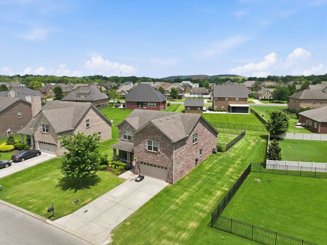 5110 Heroes Ln, Murfreesboro, TN 37129