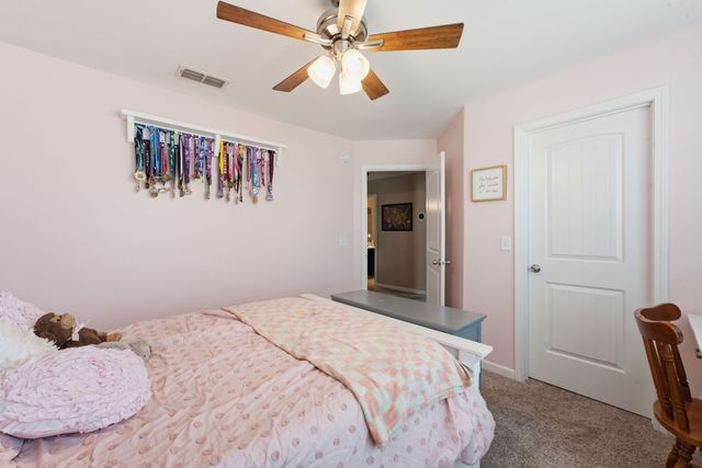 5110 Heroes Ln, Murfreesboro, TN 37129