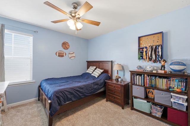 5110 Heroes Ln, Murfreesboro, TN 37129