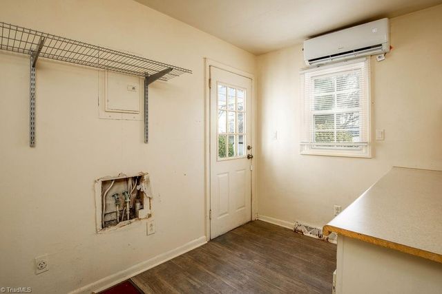 909 Mill Avenue, High Point, NC 27260