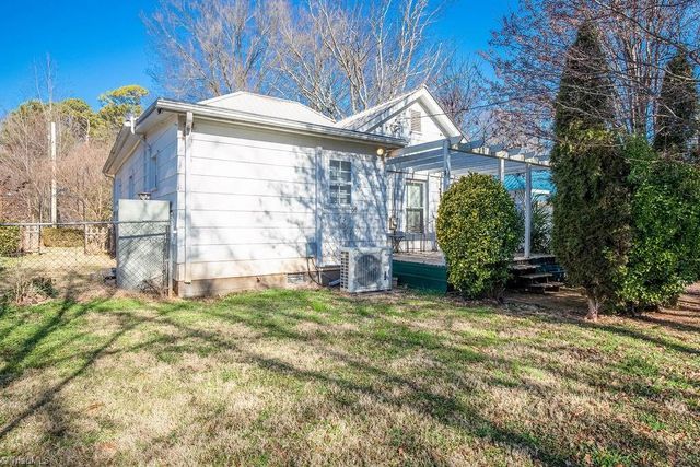 909 Mill Avenue, High Point, NC 27260