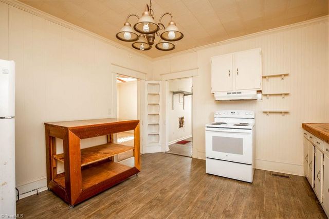 909 Mill Avenue, High Point, NC 27260