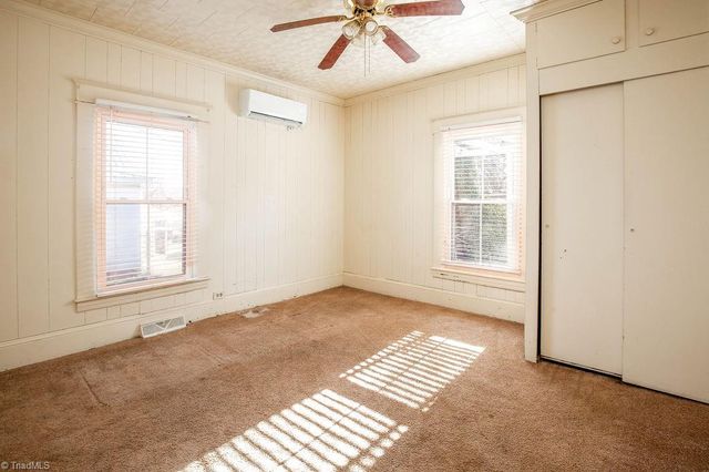 909 Mill Avenue, High Point, NC 27260