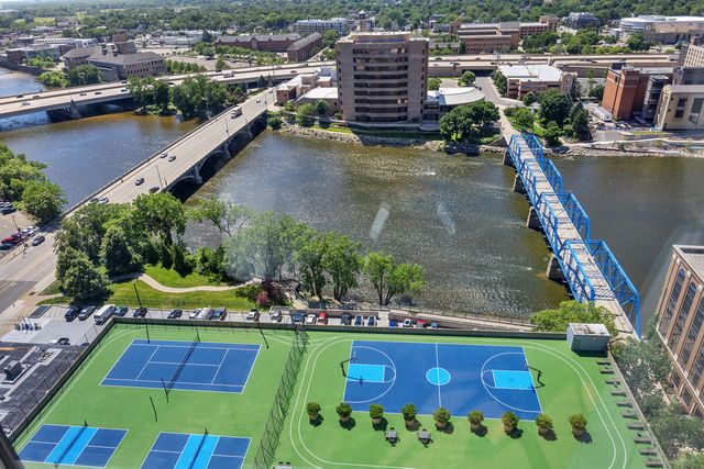 57 Campau Circle Nw 2305, City Of Grand Rapids, MI 49503