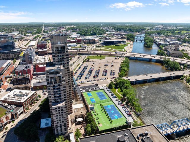 57 Campau Circle Nw 2305, City Of Grand Rapids, MI 49503