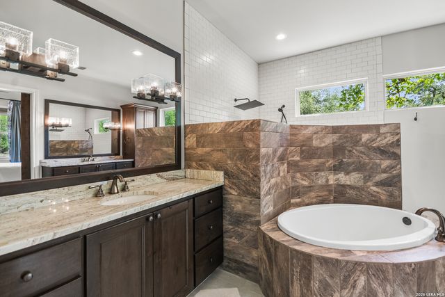 55 Brook Ridge, Boerne, TX 78015