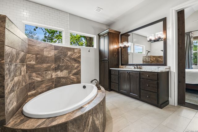 55 Brook Ridge, Boerne, TX 78015