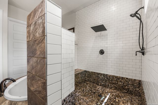 55 Brook Ridge, Boerne, TX 78015