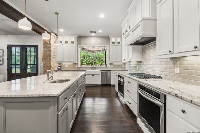 55 Brook Ridge, Boerne, TX 78015