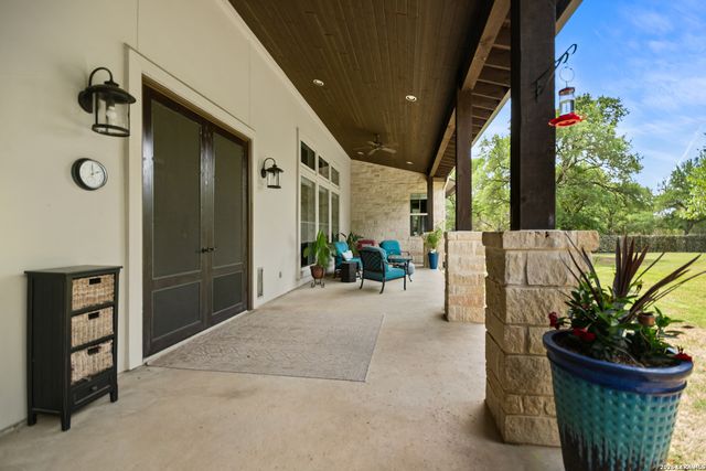 55 Brook Ridge, Boerne, TX 78015