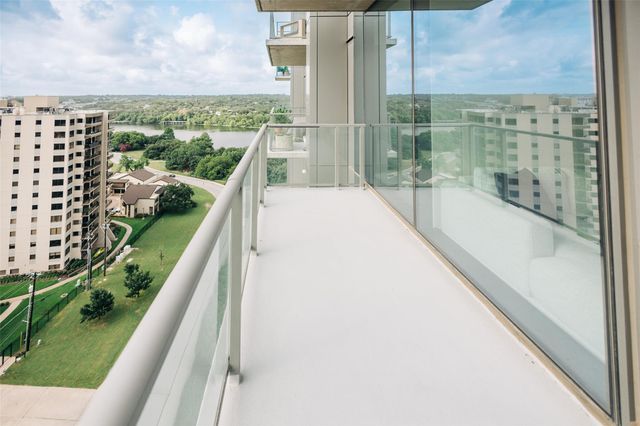 44 East Ave 1208, Austin, TX 78701