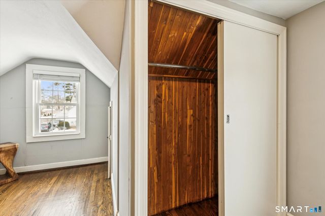 9 Robin Road, Manchester, CT 06042