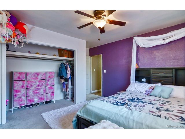 693 E Ave, Limon, CO 80828