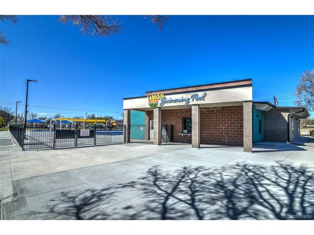 693 E Ave, Limon, CO 80828