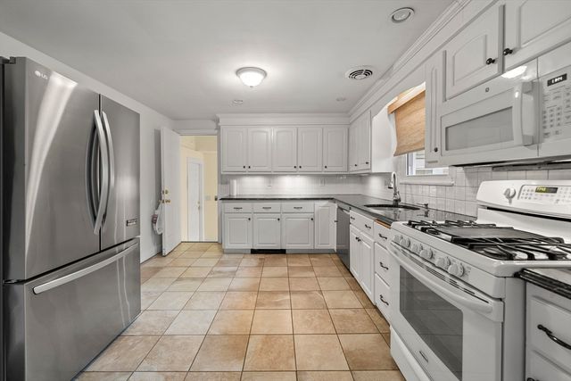 276 Oak Street, Brockton, MA 02301