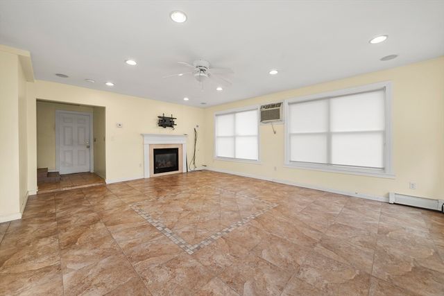 276 Oak Street, Brockton, MA 02301