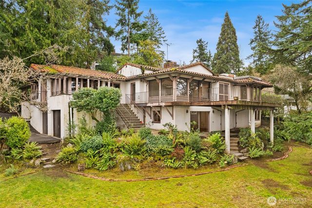 5265 West Mercer Way, Mercer Island, WA 98040