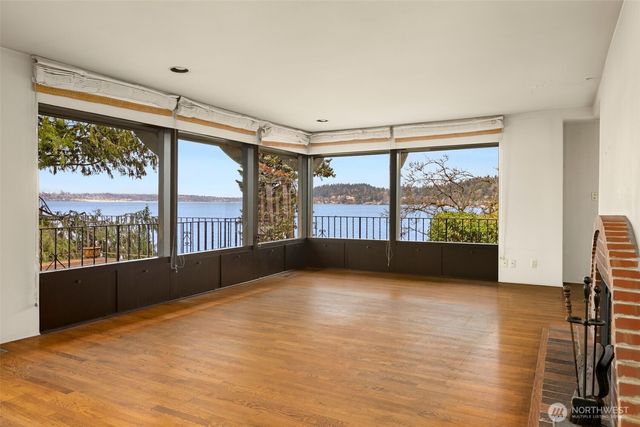 5265 West Mercer Way, Mercer Island, WA 98040
