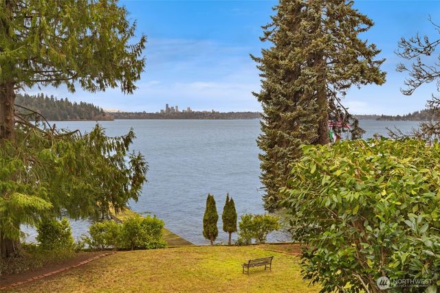 5265 West Mercer Way, Mercer Island, WA 98040