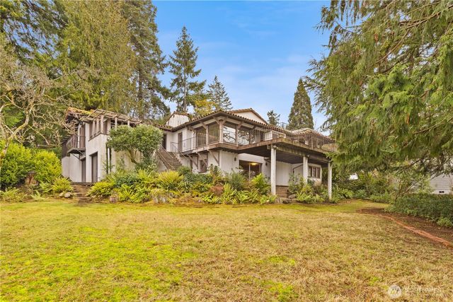 5265 West Mercer Way, Mercer Island, WA 98040