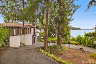 5265 West Mercer Way, Mercer Island, WA 98040