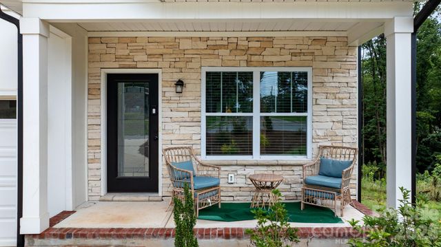 2130 N New Hope Road, Gastonia, NC 28054