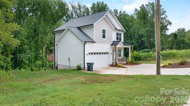 2130 N New Hope Road, Gastonia, NC 28054