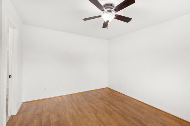 2049 Glencove Drive, Seabrook, TX 77586