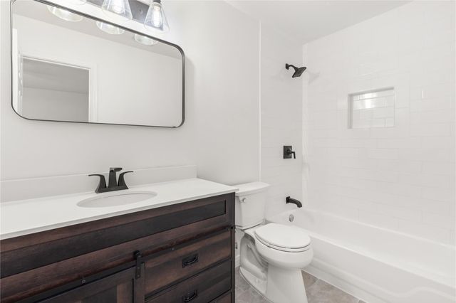 2049 Glencove Drive, Seabrook, TX 77586