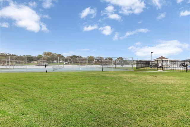 2049 Glencove Drive, Seabrook, TX 77586