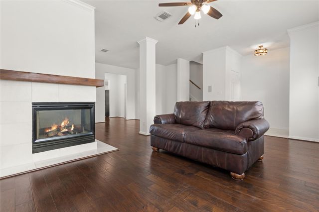 2049 Glencove Drive, Seabrook, TX 77586